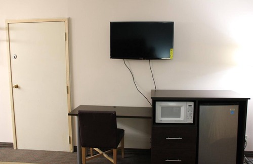 Niagara Falls Hotel | Eco-Friendly Sterling Inn: Convenient Stay Near Niagara Falls