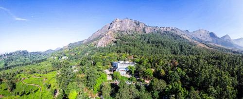 Udumbanchola Resort | Relaxing Retreat at Sterling Munnar with Pool & Spa