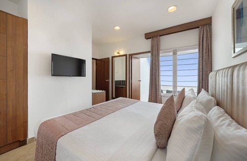 Yercaud Hotel | Discover Sterling Yercaud: 4-Star Retreat with Family Amenities