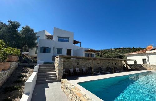 Sipiada Apartment | Oceanfront Sterna Suites: Guest Rated 10/10, Pet Friendly