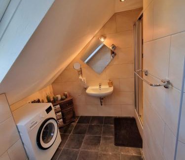 Bachem Apartment | Discover Sternenhimmel-AW: Pet-Friendly Retreat with Hot Tub