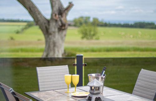 St. Andrews House | Perfect Stewarts Resort Lodge 29: Pet & Child Friendly Stay