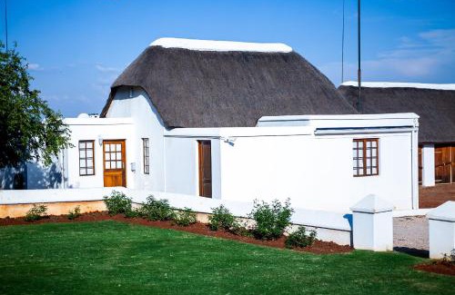 Hekpoort Apartment | Scenic Steynshoop Self-Catering Lodge with Oceanfront Views