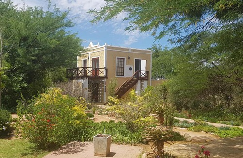 Steytlerville Bed & Breakfast | Discover Steytlerville Villa: Oceanfront Guest House Retreat