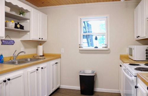 Drummond Island House | Experience Sticks & Stones with Bunkhouse on Drummond Island