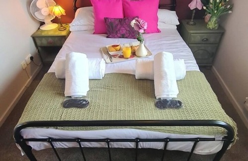 Church Gresley House | Discover Sticky Wicket: Boutique Retreat in Swadlincote