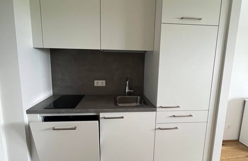 Sankt Martin im Muehlkreis Apartment | Cozy Studio at Stiglechner Tankstelle with Family-Friendly Perks