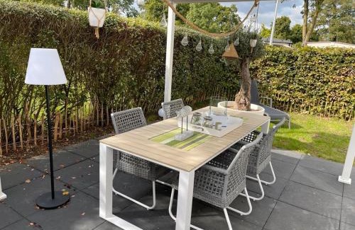 Lathum Resort | Stylish Chalet Lathum with Oceanfront Views & Family-Friendly