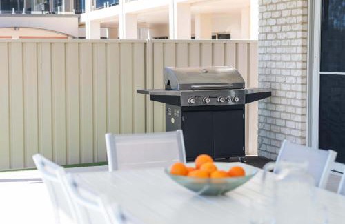 Yamba House | Stillwater Stay - Oceanstays - Jetty