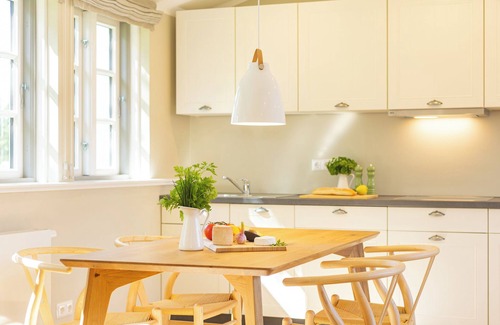 Norddorf Apartment | Modern Apartment at Adas Hüs - Centrally Located in Norddorf