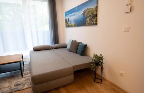 Lend Apartment | Stylish 2-Bedroom Apartment in Graz-Lend - Rated 9.8/10