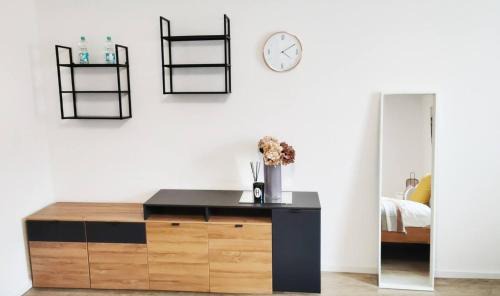 Heidenheim an der Brenz Apartment | Stilvolles NYC-Studio 2 P I Gemeinschaftsküche & Gemeinschaftsbad