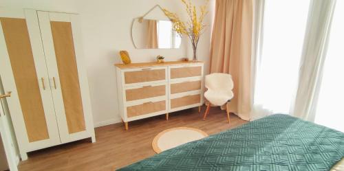 Obermarsberg Apartment | Stylish Gallery Apartment in the Land of a Thousand Mountains