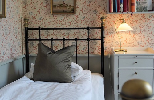 Sunda-Ramdalshojden Hotel | Discover Stjärnholms Slott: Spa, Dining & Family Fun