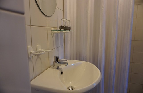 Sunda-Ramdalshojden Hotel | Discover Stjärnholms Slott: Spa, Dining & Family Fun