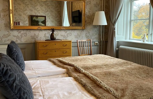 Sunda-Ramdalshojden Hotel | Discover Stjärnholms Slott: Spa, Dining & Family Fun