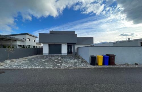 Liptovsky Mikulas House | Stošice Residence: Family-Friendly Retreat with 9.8 Rating