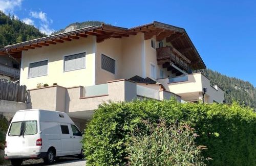 Lofer Apartment | Oceanfront Retreat at Stoabergblick - Rated 9.5/10