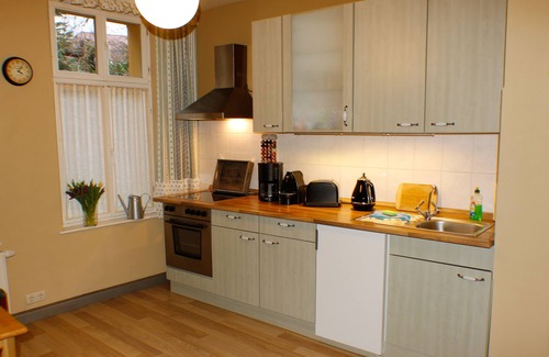 Quedlinburg Apartment | Stobenstrasse Apartments | Quiet Retreat with Garden Terrace