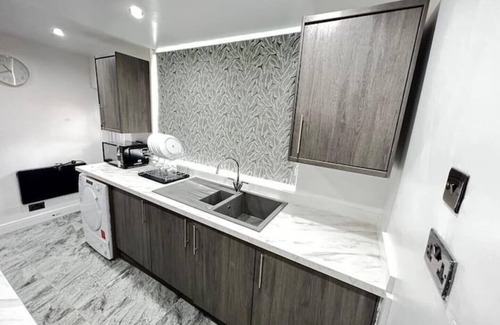 Hartlepool House | Child-Friendly Stockton Road Professional Let Awaits You