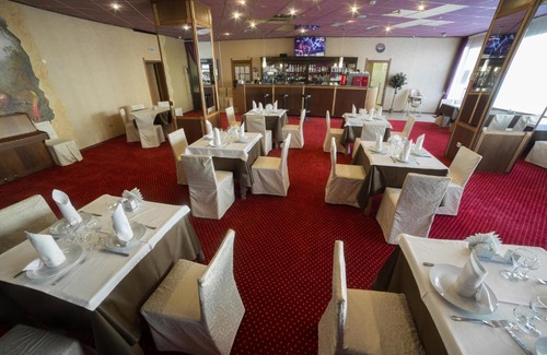 Staryy Oskol Hotel | Discover Stoilyanka: Rated 9/10 with Breakfast Included