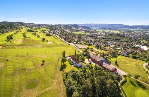 Stjordal Bed & Breakfast | Discover Stokke Gård Adventure Bed & Breakfast Experience