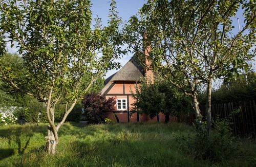 Aeroskobing Cottage | Stokkebyhus - Hygge under the straw roof - on the Danish island Ærø