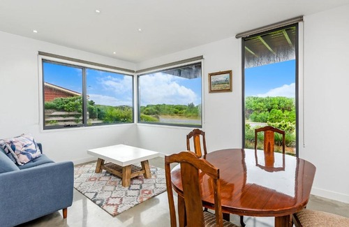 Port Fairy House | Oceanfront Escape at Stone and Sea - Rated 9.5/10