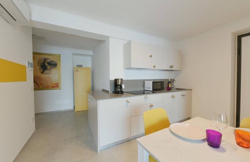 Carciano Apartment | Scenic Stone Apartment with Breathtaking Lake View