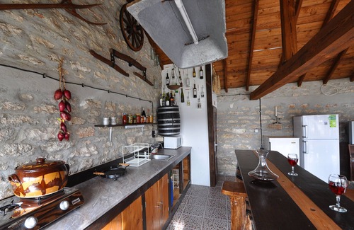 Rusalka House | Coastal Retreat: Stone House with Private Pool & Breakfast