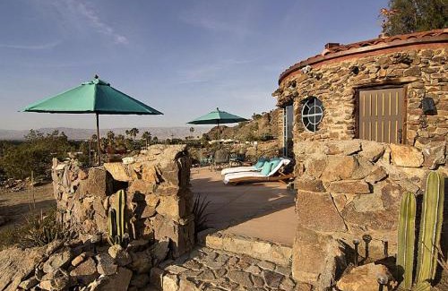 Araby Cove House | Stone-Built Bungalow Rental with Coachella Valley Views near Palm Springs, California