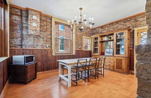 Dubuque House | Stone Cliff Manor- historic home with unique history. Perfect for large groups