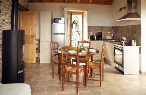 Malbosc Cottage | Picture-Perfect Stone Cottage Overlooking Cévennes Valleys