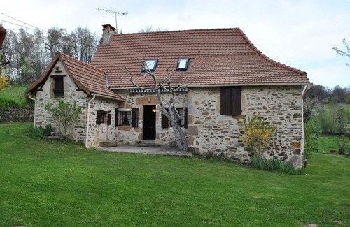 Espeyroux House | Charming Stone Country House with Ocean View & Spa