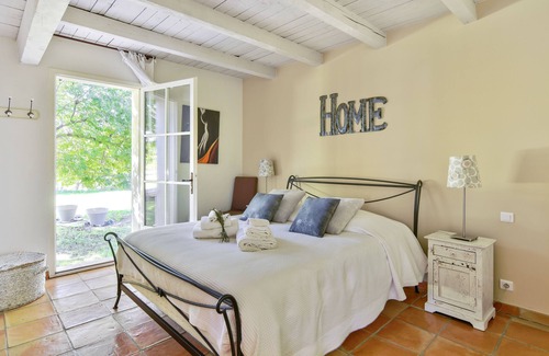 Aix-en-Provence Other | Idyllic Stone Farmhouse Near Alpilles with Pool & Spa