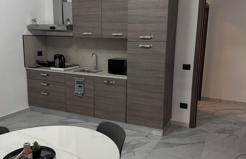Borgo Roma Apartment | Stone Flower 2