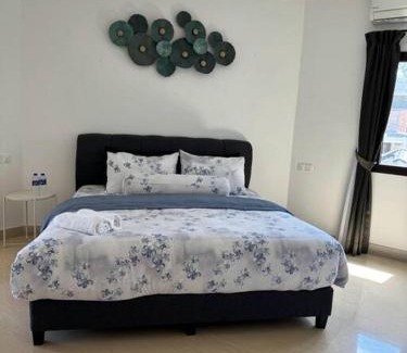 Ipoh Villa | Discover Stone Haven Retreat: 4-Star Family-Friendly Getaway