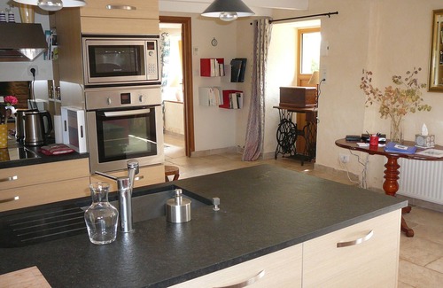 Moelan-sur-Mer House | Relaxing Stone House for 8 in Moelan Sur Mer, Ocean Views
