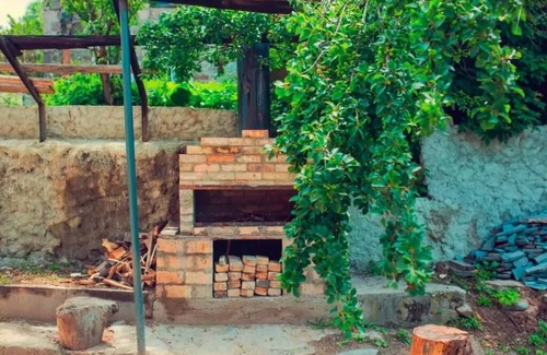 Armenia House | Family-Friendly Retreat at Stone House Near Attractions