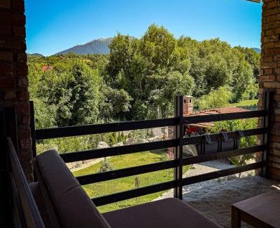 Bran Villa | Top-Rated Stone House Bran: Family-Friendly Retreat