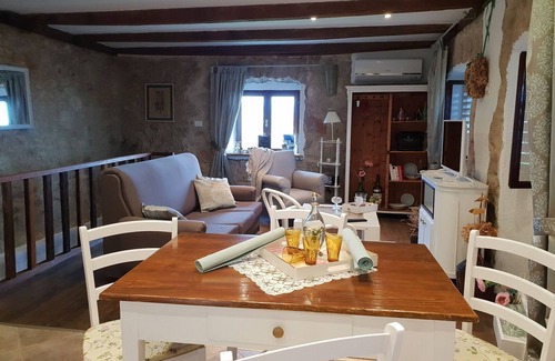 Opatija House | Cozy Holiday Home Iva in Lovran with Panoramic Views