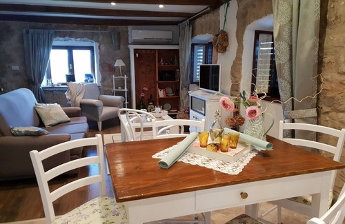 Opatija House | Cozy Holiday Home Iva in Lovran with Panoramic Views