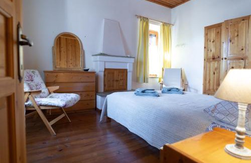 Lafkos House | Scenic Stone House with Ocean View in Lafkos Pelion