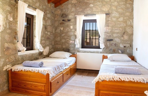 Dagbelen Villa | Elegant Stone House with Private Pool & Garden in Bodrum