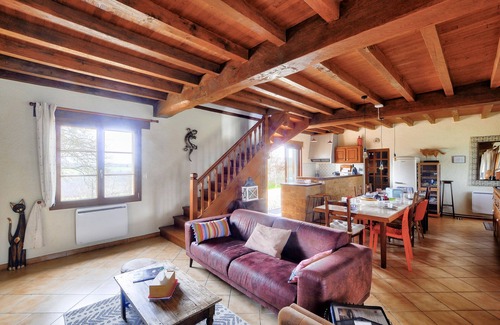 Plazac House | Stone house with swimming pool and large garden