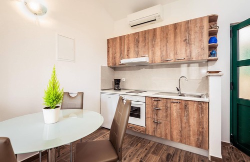 Kremena Apartment | Modern Rustic House with Oceanfront Views & Pool Access