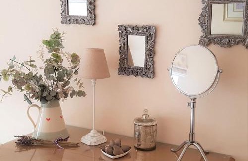 Harrop Fold House | Experience Elegance at Stone Mouse Cottage – 5-Star Retreat