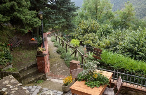 Boveglio House | Enchanting Stone Rustico in Historic Tuscan Village