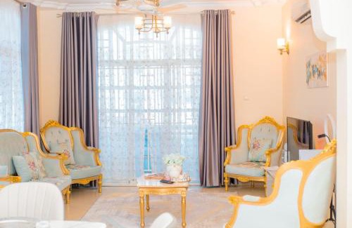 Stone Town Apartment | Stone town home manolo