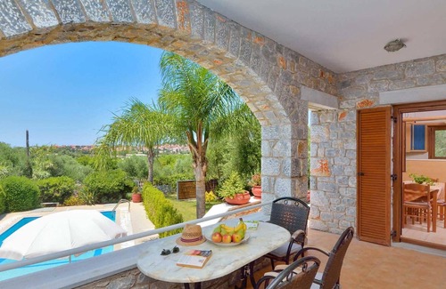 Pylos-Nestoras Villa | stone villa w/ pool + garden,short walk to village